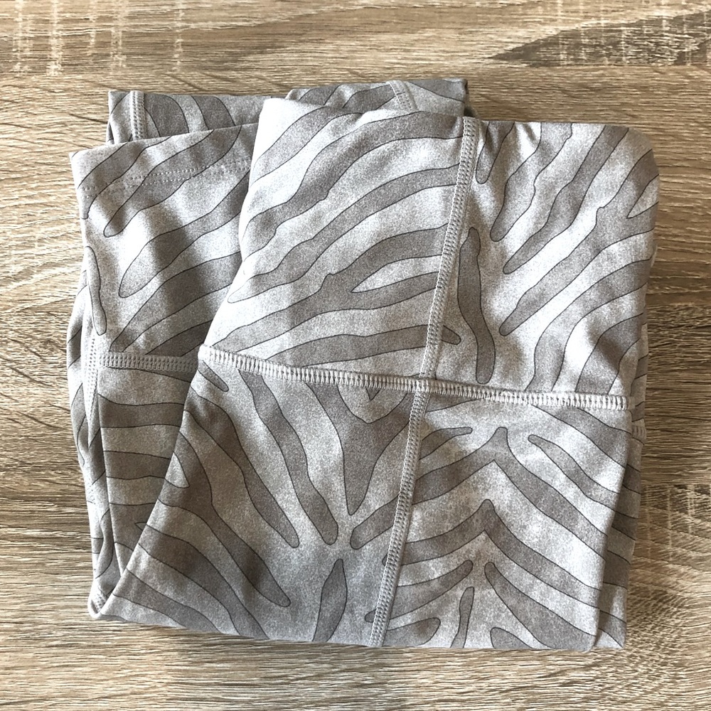 Varley Bedford Tight Silver Zebra Leggings XS